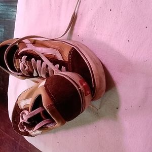 Men's shoes